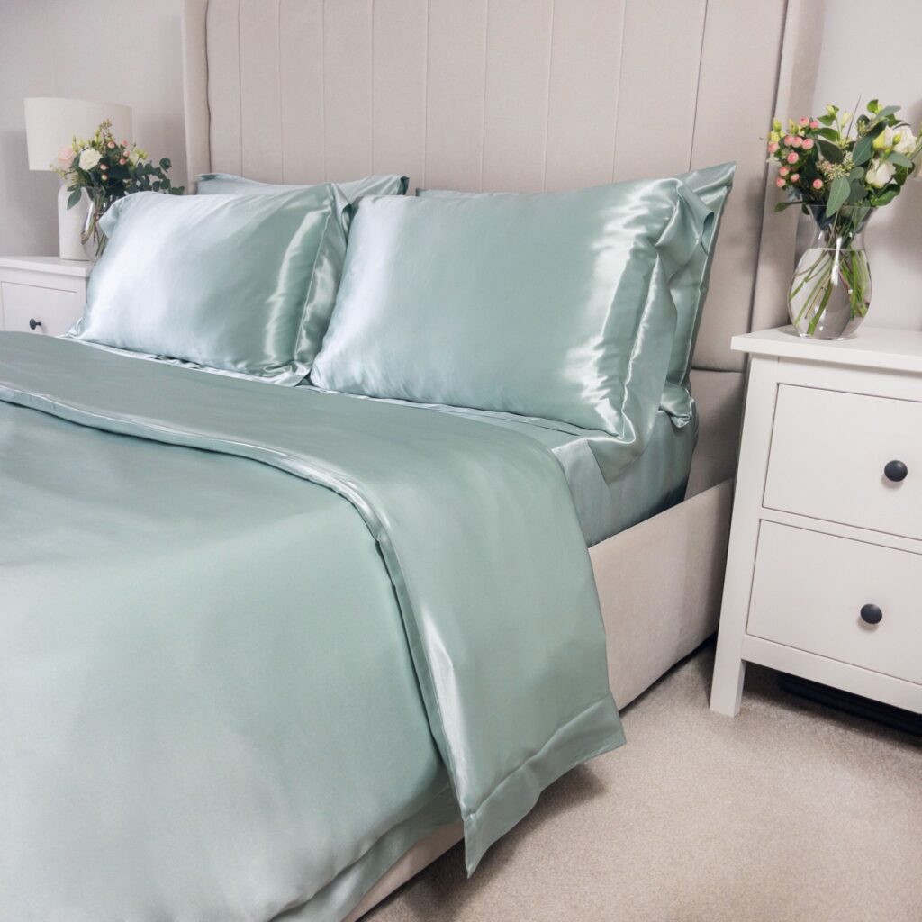 duck egg coloured 4 piece duvet set 